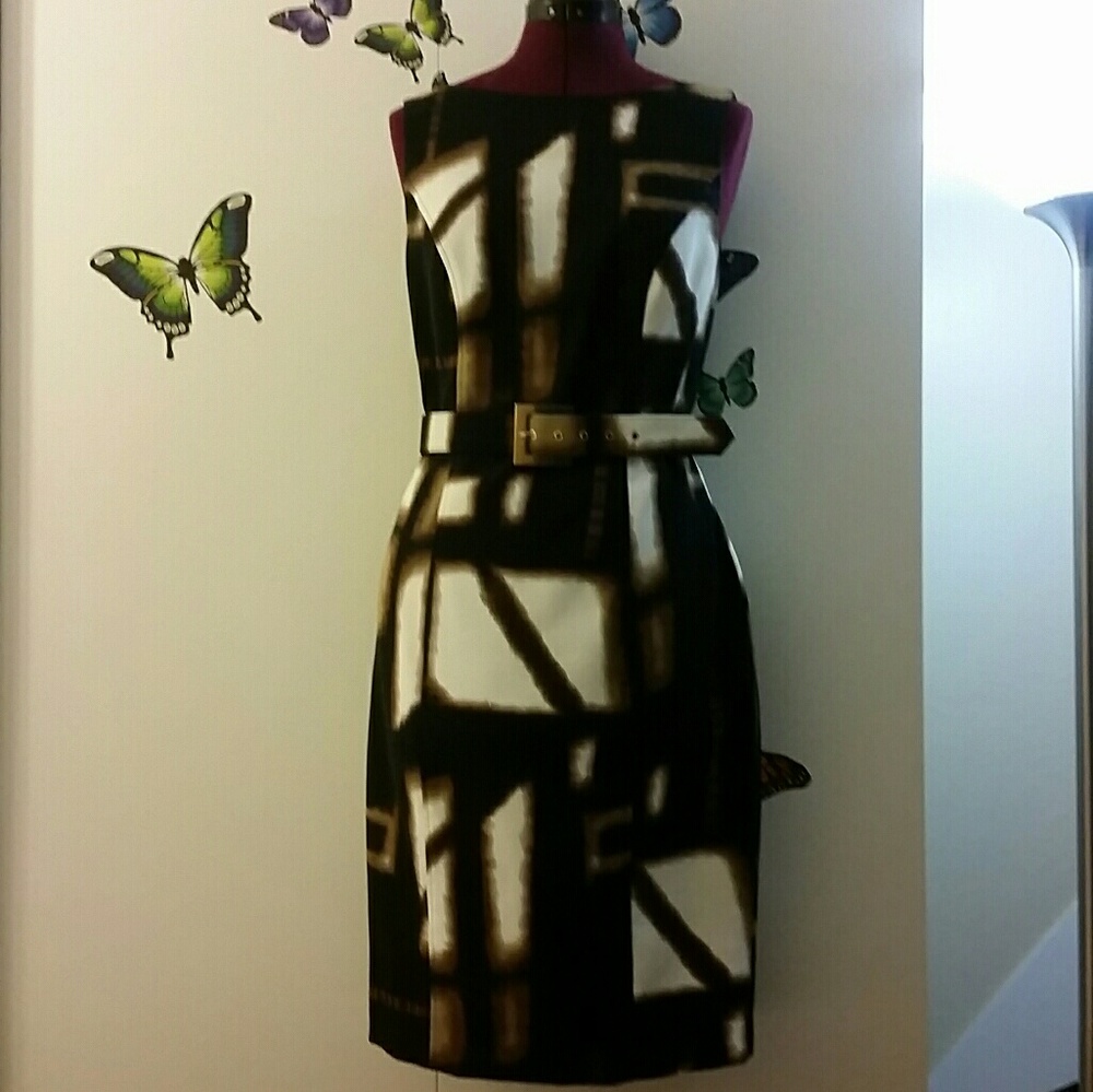 Cache sheath dress
